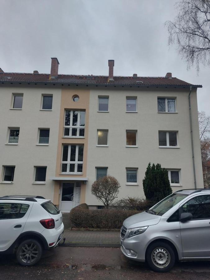 Halle  Helles Modern Eingerichtetes Apartment מראה חיצוני תמונה